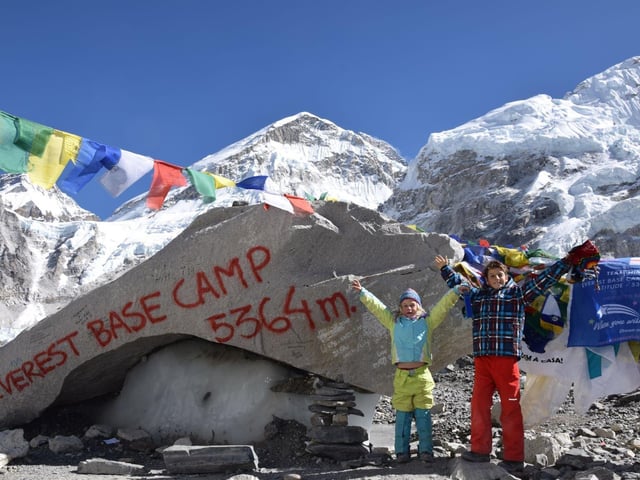 Ashleen Mandrick from Lancing reached the south base camp of Mount Everest in Nepal, which is 5,364 metres above sea level. SUS-201103-113027001