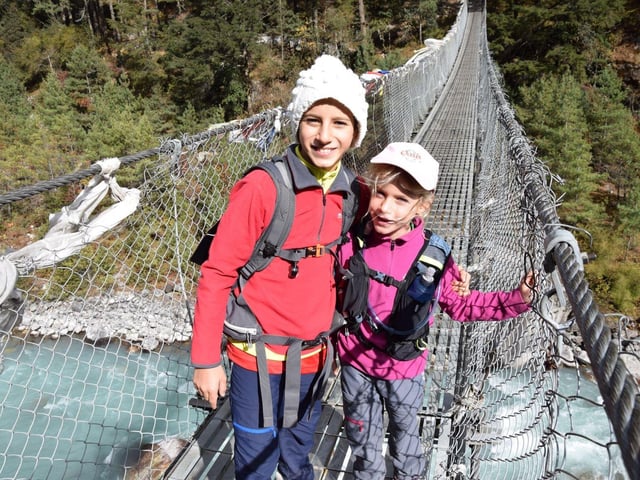Ashleen Mandrick from Lancing reached the south base camp of Mount Everest in Nepal, which is 5,364 metres above sea level. SUS-201103-112936001