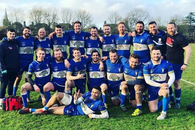 Rugby players are volunteering their time to help people in need during the coronavirus outbreak.They are offering to help collect or deliver essentials for the vulnerable, elderly or people who are self-isolating