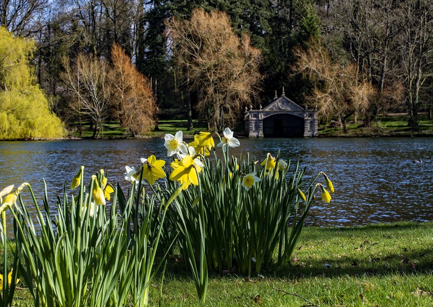 Geoff Harman at Burghley - the boathouse