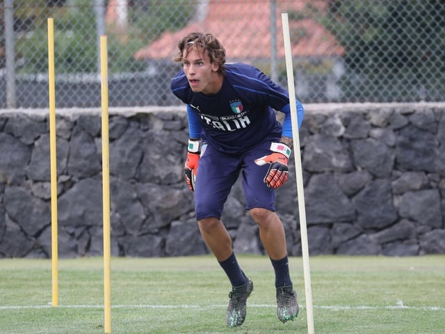 Arsenal and Leeds United are ready to battle it out for Atalanta goalkeeper Marco Carnesecchi after impressing on loan at Trapani. (TuttoB)