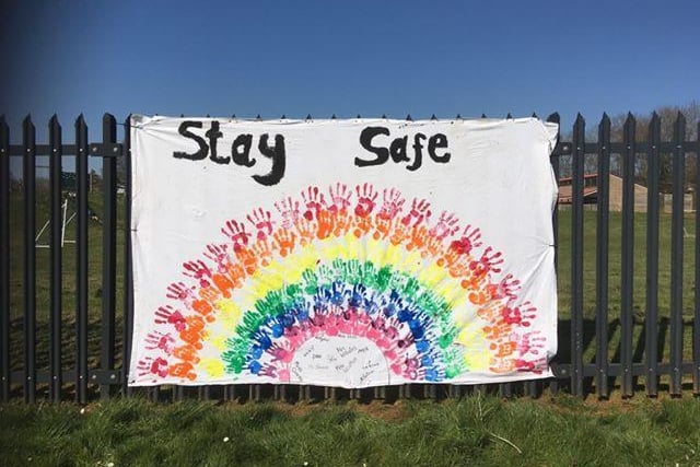 Well done to the children at Blackthorn Primary School who have hung this smashing handmade Stay Safe flag on the school fence.