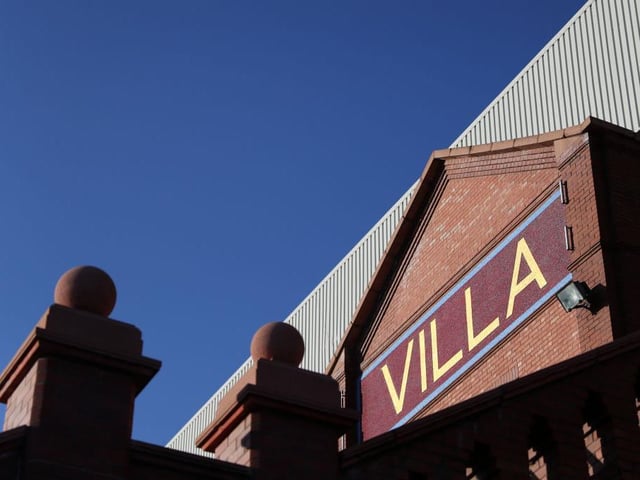 Average attendance during the 2019/20 season: 41,661