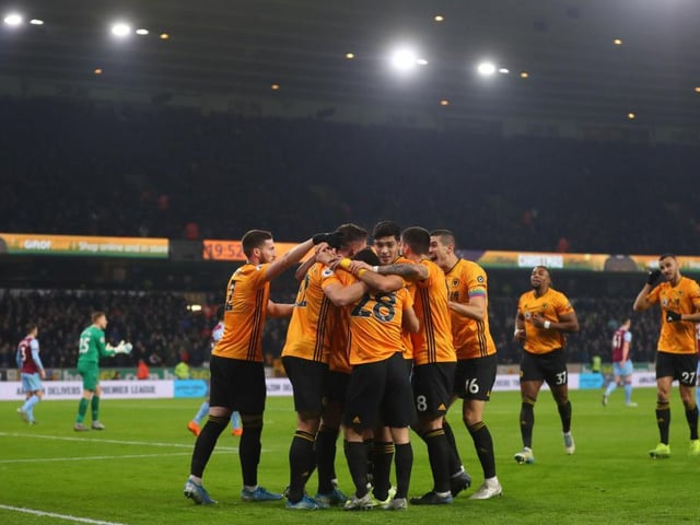 Average attendance during the 2019/20 season: 31,360