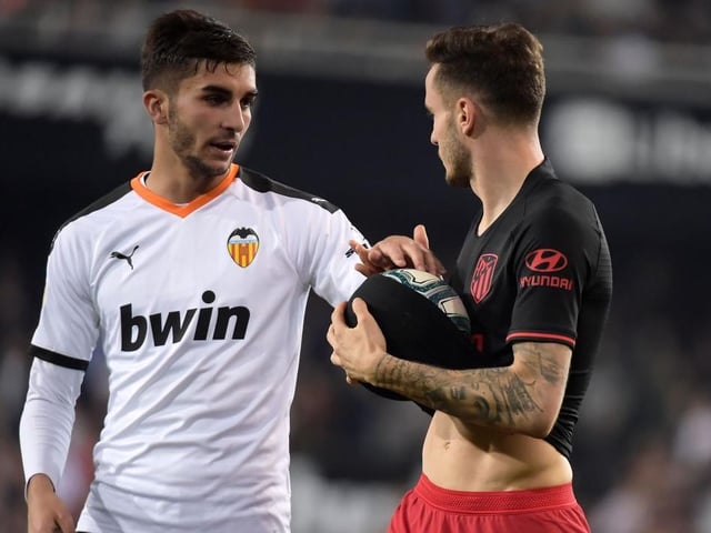 Manchester United are best placed to sign Valencia star Ferran Torres. Liverpool are also said to be keen with the La Liga reportedly willing to sell for 45m. (Marca)