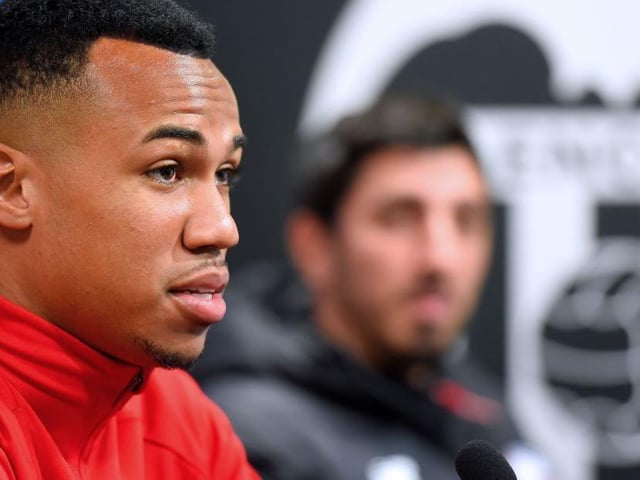 Everton are set to beat Chelsea and Arsenal to the 30m signing of Lille defender Gabriel, barring any last-minute complications. (The Guardian)