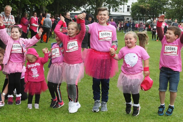 Worthing Race for Life 2019. Pictures: Derek Martin DM1962630a