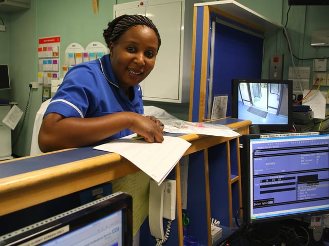Paramedic Paparazzo: Chris Porsz' tribute to the NHS - more photos from PDH