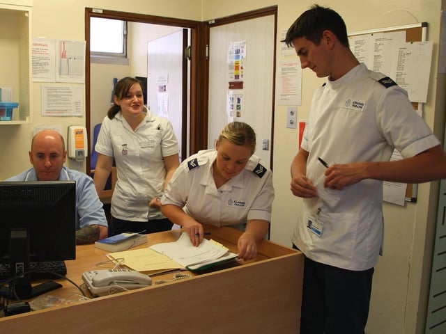 Paramedic Paparazzo: Chris Porsz' tribute to the NHS - more photos from PDH