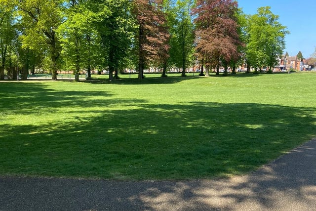 Northampton Hub Specials - We have also visited Victoria Park which was also particularly quiet which is good to see #3035 @SI3368 @NorPolSpecials #NorthantsTogether #StayHome #SaveLives
