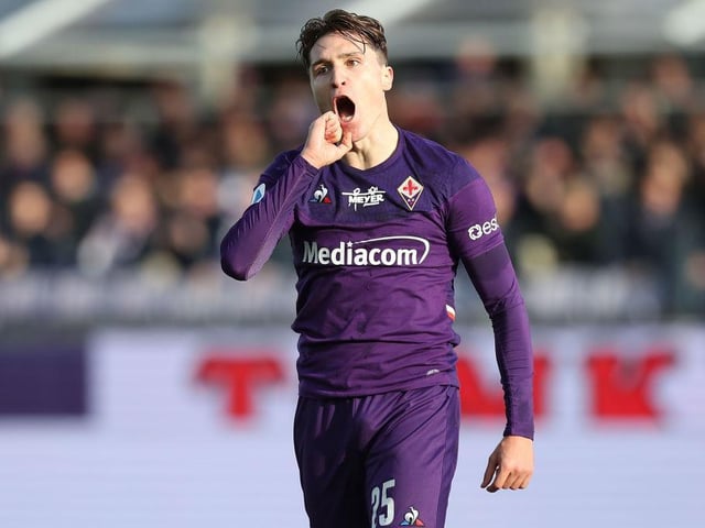 Manchester United are set to rival Chelsea, Inter Milan and Juventus for 60m-rated Fiorentina winger Federico Chiesa. (Gazetta dello Sport via Daily Star)