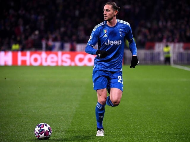 Chelsea are considering a move for Juventus midfielder Adrien Rabiot and could be willing to use Emerson in a possible player-swap deal. (Tuttomercato via Daily Express)
