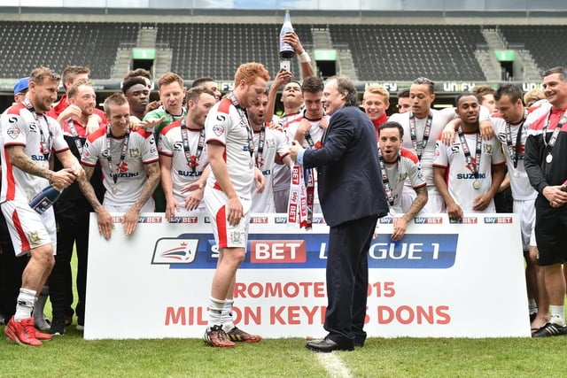Dons receive the trophy