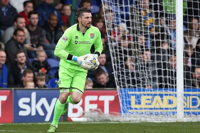Played 33 times the following season before leaving. Had spells in non-league with Aldershot & Chesterfield & retired in 2017. The 42-year-old now works alongside Wilder as a goalkeeping coach in Sheff United's academy.