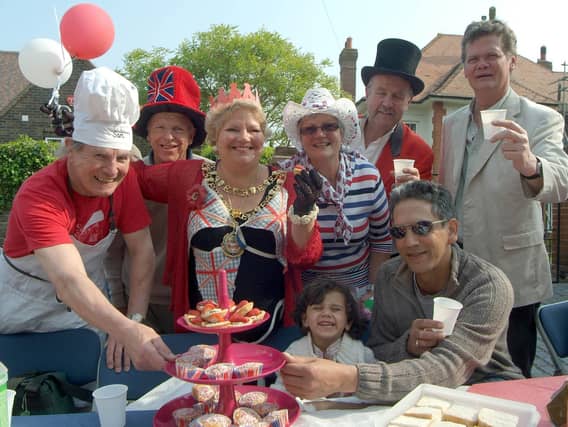 Street party in Pashley Road. Photo by Terry Connolly