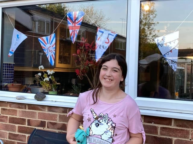 Sarah Segnitz - My daughter Lucy aged 10 made her own bunting