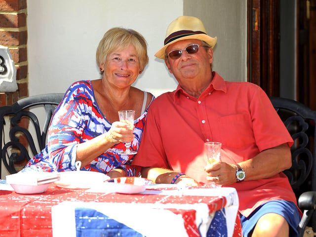 Worthing celebrates VE Day