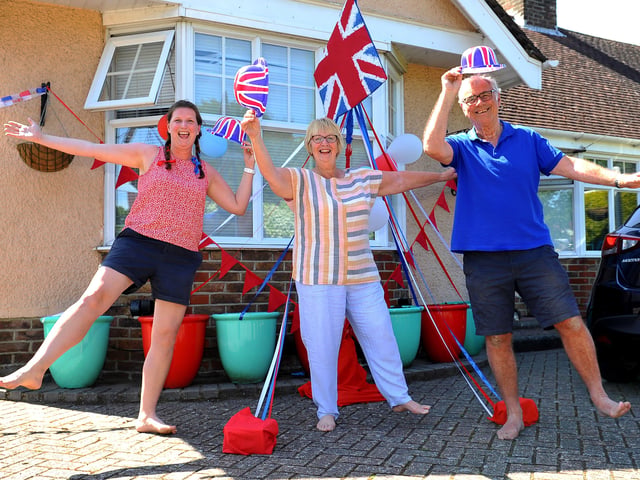 Worthing celebrates VE Day