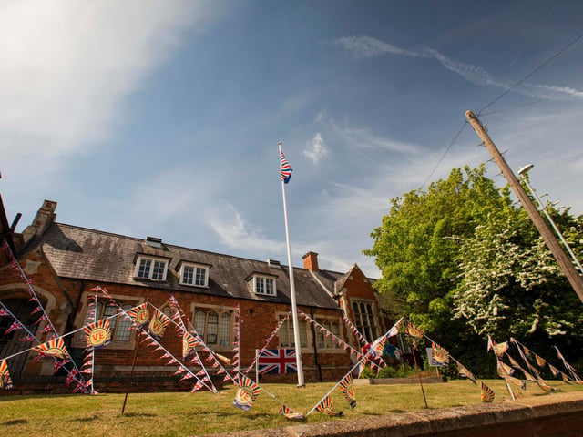 St Luke's School, Duston