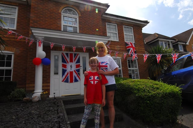 Sammi and Lucy Emsley decorated their home in Sheldrake Road, Sleaford and posted the story of Sammi's dad, who was a major in the SAS in the war and temporarily captured by Italian intelligence officers. They released him after he convinced them he was an Italian carpenter!