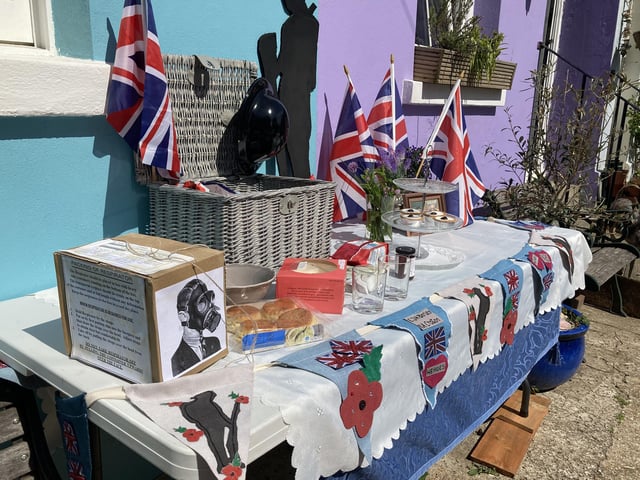 Hastings area VE Day 11 SUS-201105-095739001