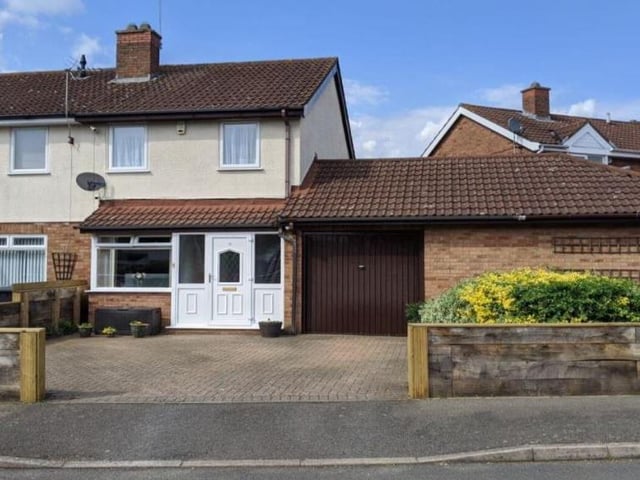 A two bedroom semi-detached house for sale in Wysall Road, The Glades, Northampton, through Your Move - Hobin Roberts, with an initial asking price of 182,500. For more information, visit rightmove.co.uk/property-for-sale/property-79594690.html