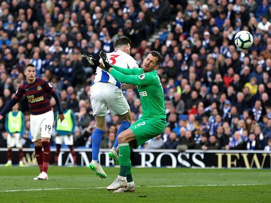 Who scored Albion's crucial 75th minute equaliser in the 1-1 draw with Newcastle at the Amex on April 27, 2019?