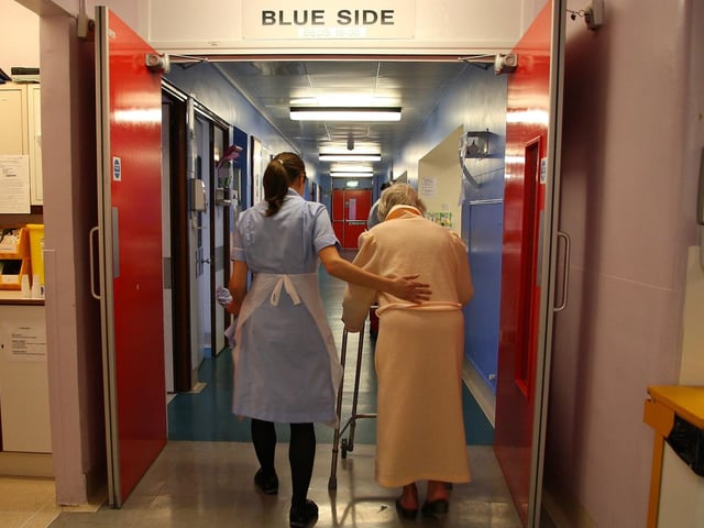 Paramedic Paparazzo - memories of PDH