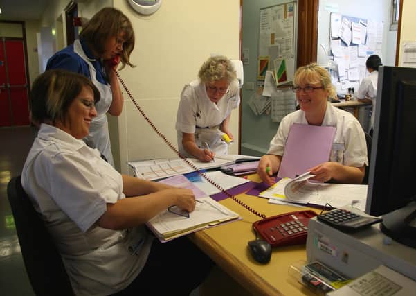 Paramedic Paparazzo - memories of PDH