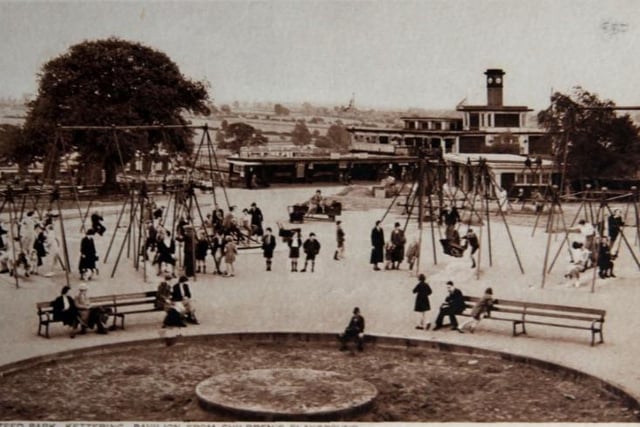 A retro postcard of Wicksteed Park.