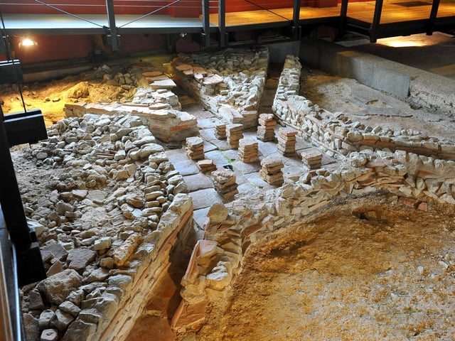 Fishbourne Roman Palace. Pic Steve Robards SR2006111 SUS-201106-204058001