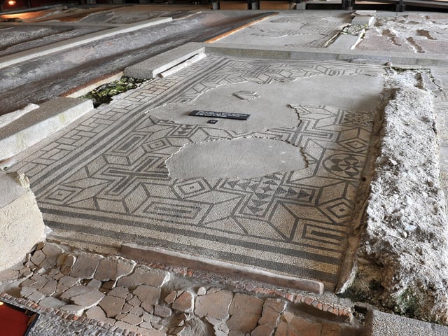 Fishbourne Roman Palace. Pic Steve Robards SR2006111 SUS-201106-204235001