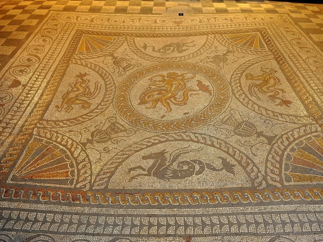 Fishbourne Roman Palace. Pic Steve Robards SR2006111 SUS-201106-204148001
