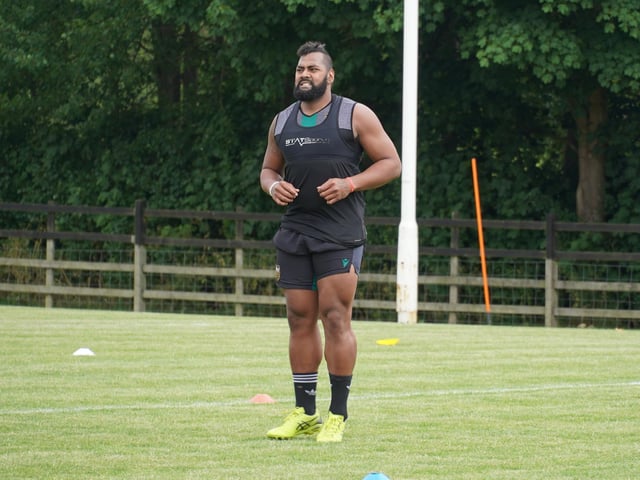 Taqele Naiyaravoro