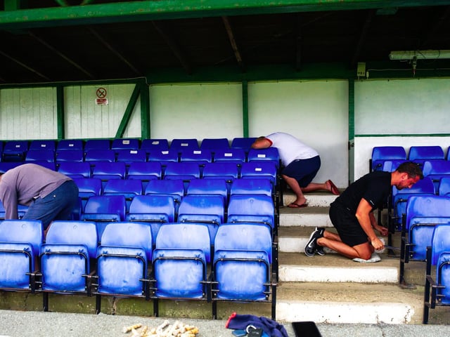 Volunteers get to work / Picture: Tommy McMillan