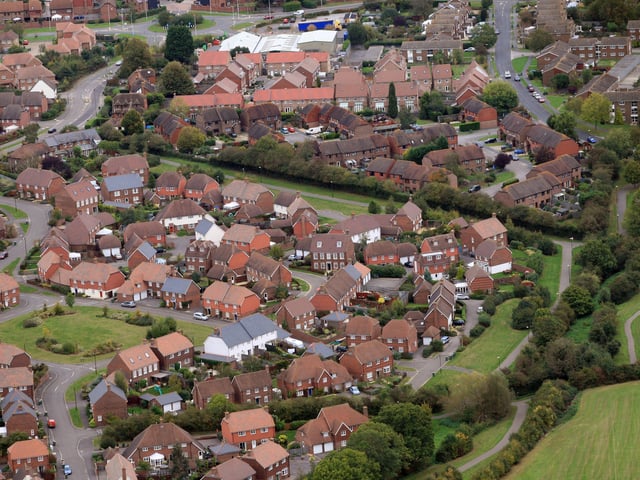 Billingshurst over the west side looking north. Photo by Derek Martin D11415519a