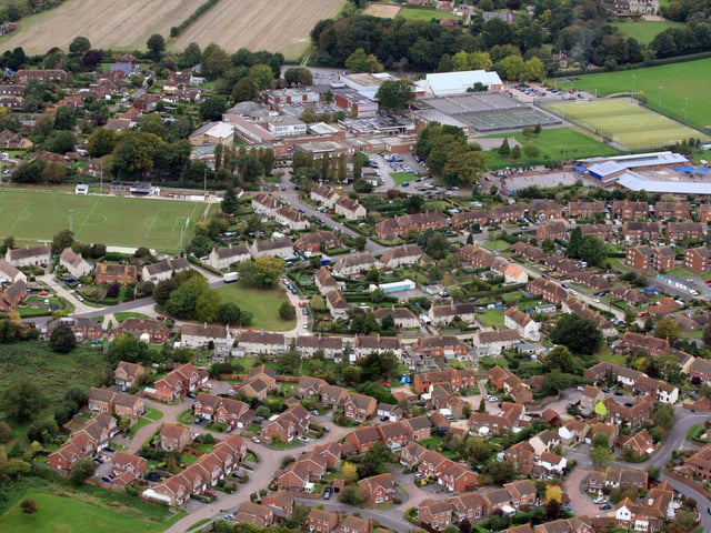 Steyning looking west with the grammar school at the top. Photo by Derek Martin D11415421a