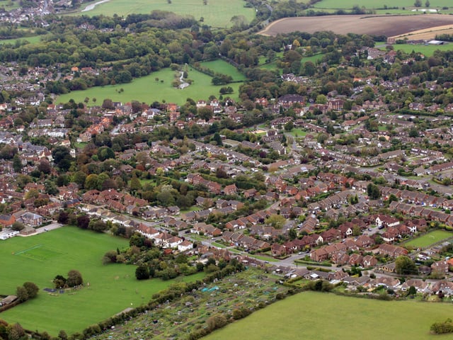Steyning looking south east. Photo by Derek Martin D11415407a