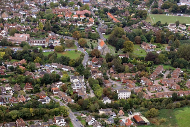 Steyning looking west, with St Andrew's Church in the centre. Photo by Derek Martin D11415419a