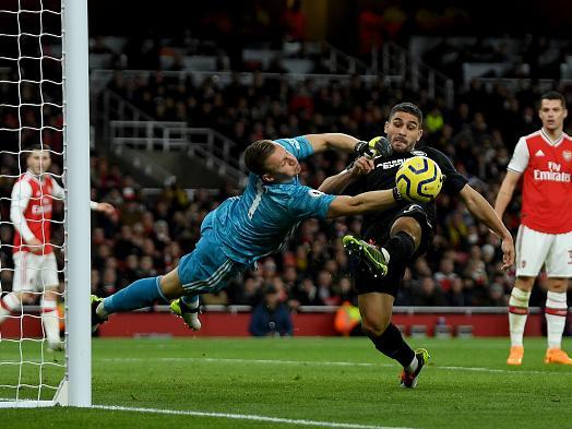 Despite a 2-1 win at the Emirates last December. Lawro predicts a 2-0 win for the Gunners this Saturday. "I worry for Brighton," said Lawro. "The only top-flight team without a league win this year and have got a tricky run-in too. They draw a lot of games, but can they pick up enough points that way to claw themselves to safety?"
