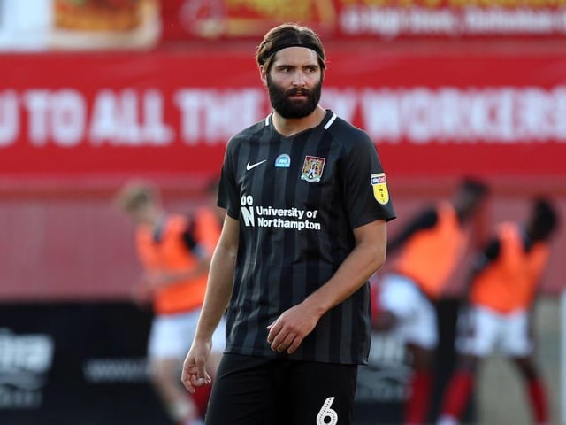 Composed and calm, he held it all together as the middle man at the back. Made important interceptions, followed his runners closely and invariably found himself in the right place to tidy up any loose bits of danger... 9