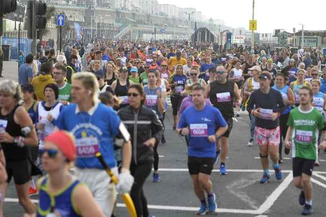 Brighton Half Marathon 2021 (Pic by Jon Rigby) SUS-211010-124956001