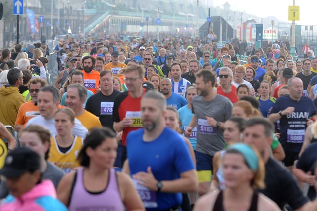 Brighton Half Marathon 2021 (Pic by Jon Rigby) SUS-211010-125159001