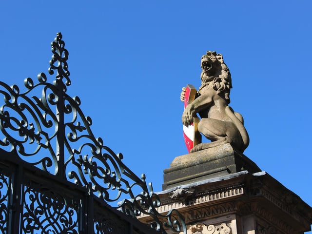PK Roberts- 'Standing Proud’ Hatfield House main gates