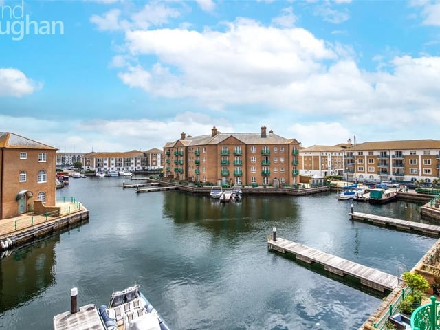 Four bedroom, end terrace, waterside house at Trafalgar Gate, The Strand, Brighton Marina