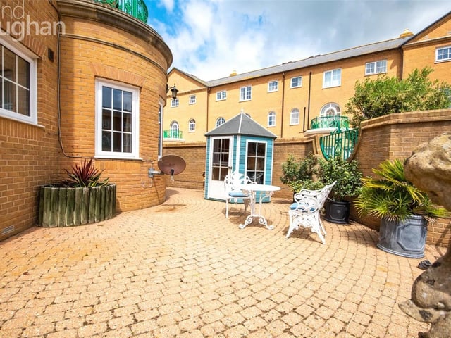 Four bedroom, end terrace, waterside house at Trafalgar Gate, The Strand, Brighton Marina