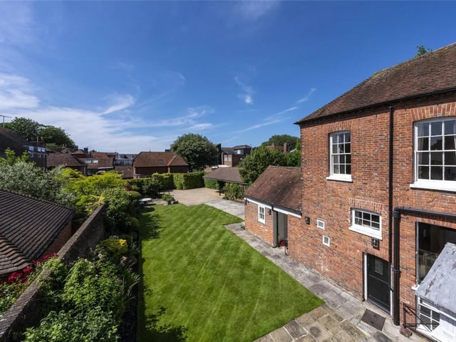 Seven bedroom detached house in West Pallant, Chichester