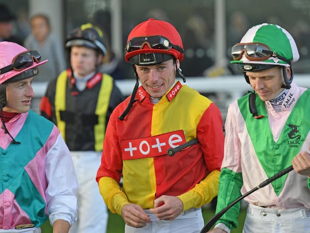 Action and scenes from Goodwood's final flat racing meeting of the season / Pictures: Malcolm Wells