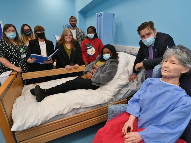 Mayor Dr Nik Johnson visits the academy