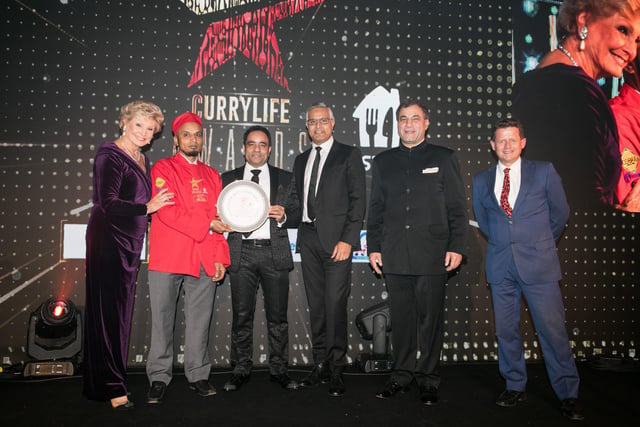 Pictured left to right are broadcaster Angela Rippon, chef Kabir Uddin from Hastings Spice, celebrity chef Atul Kochhar, Lutfur Rahman from
Work Permit Cloud, president of CBI Lord Karan Bilimoria CBE and
journalist broadcaster Mike Bushell. Picture by Kois Miah SUS-211018-102736001